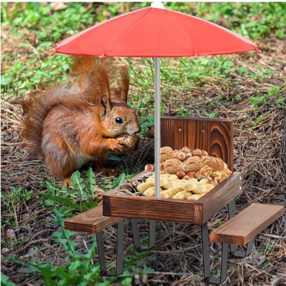 Squirrel & Chipmunk Miniature Picnic Table - Feeder w/Corn Cob Holder & Umbrella - Picture 4 of 11